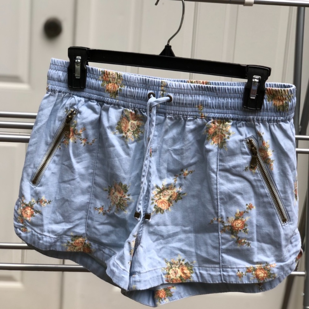 Forever 21 Floral Drawstring Light Blue Shorts